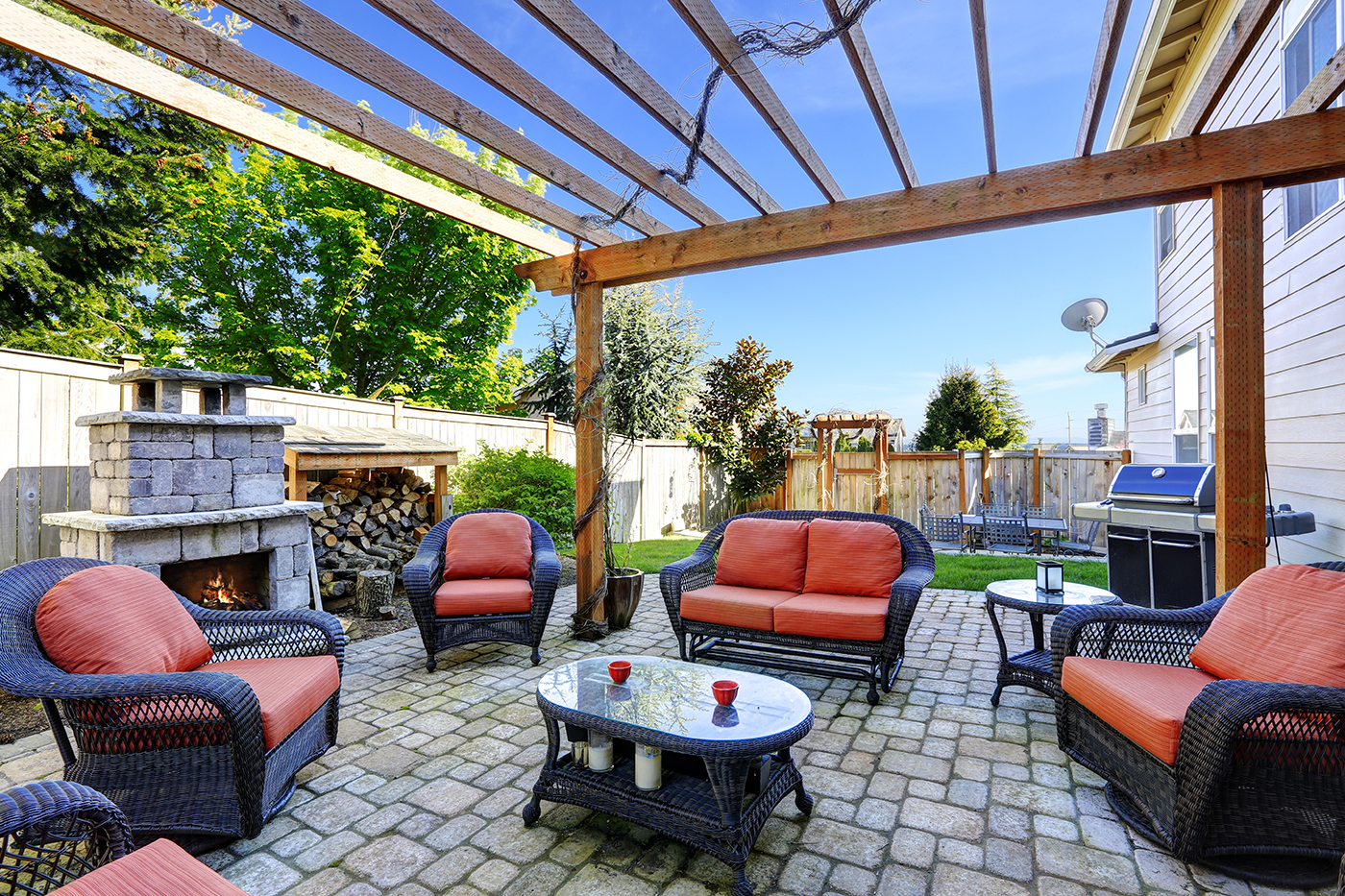 15 Tips for a Memorable Housewarming Party - bhgrelife.com