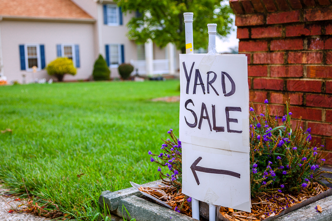 A Charitable Twist to Your Next Yard Sale - bhgrelife.com