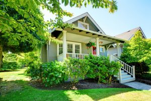 Curb Appeal Mistakes to Avoid - Bhgrelife.com Curb Appeal Mistakes to Avoid - Bhgrelife.com